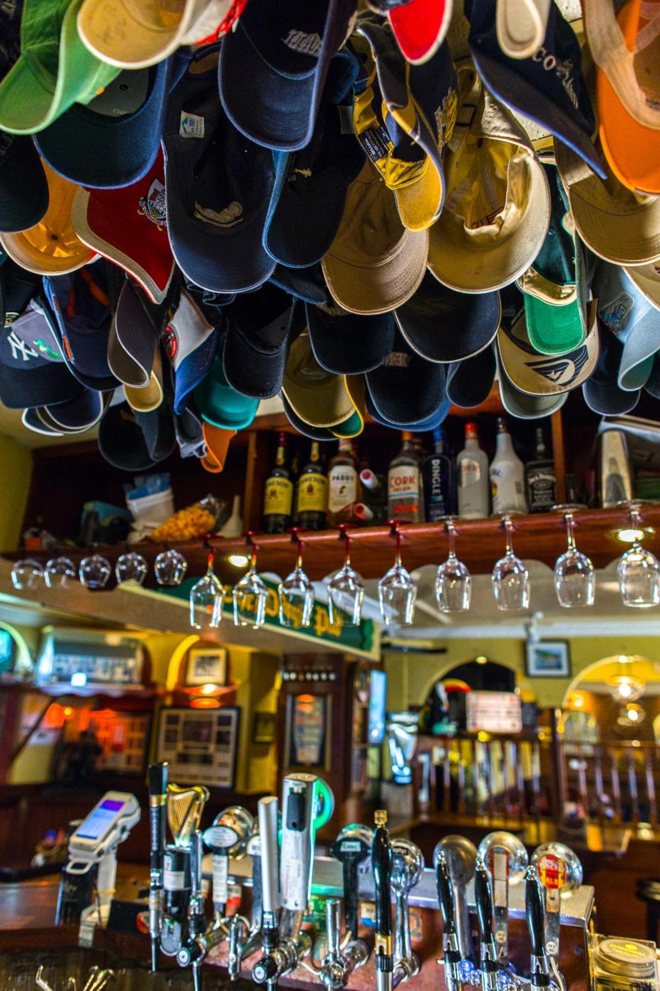 The Dingle Pub Rooms Екстериор снимка